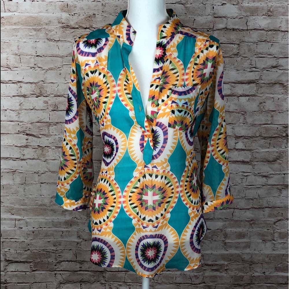 Depri Semi Sheer Geometric Button Up Blouse Size Small 3/4 Sleeve EUC